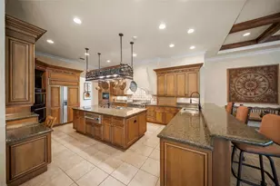 2829 Wilfred Reid Cir, Sarasota, FL 34240 - Photo 17