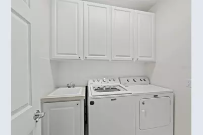 7811 Bergamo Avenue, Sarasota, FL 34238 - Photo 27