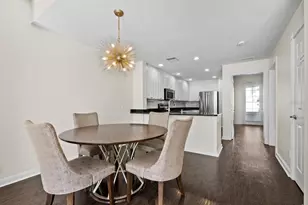 7811 Bergamo Ave, Sarasota, FL 34238 - Photo 9