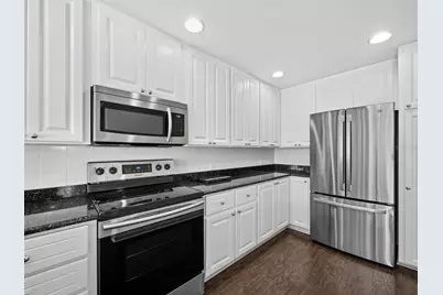 7811 Bergamo Avenue, Sarasota, FL 34238 - Photo 11