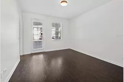 7811 Bergamo Avenue, Sarasota, FL 34238 - Photo 13