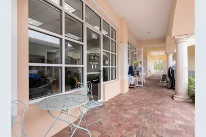 7811 Bergamo Avenue, Sarasota, FL 34238 - Photo 39