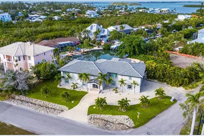 501 Norton Street, Longboat Key, FL 34228 - Photo 51