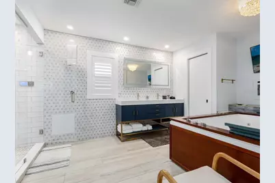 501 Norton Street, Longboat Key, FL 34228 - Photo 21