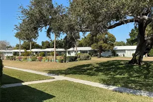 3230 Village Green Dr, Sarasota, FL 34239 - Photo 11