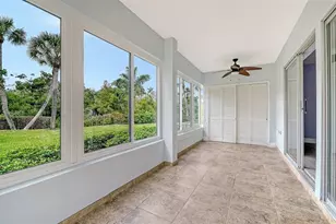225 Hour Glass Way, Sarasota, FL 34242 - Photo 33