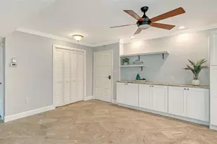 225 Hour Glass Way, Sarasota, FL 34242 - Photo 27