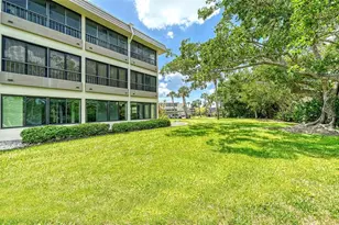 225 Hour Glass Way, Sarasota, FL 34242 - Photo 43