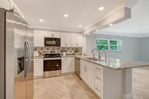 225 Hour Glass Way, Sarasota, FL 34242 - Photo 23