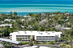 225 Hour Glass Way, Sarasota, FL 34242 - Photo 3