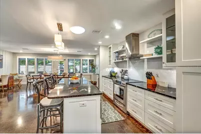 301 Jackson Drive, Sarasota, FL 34236 - Photo 7