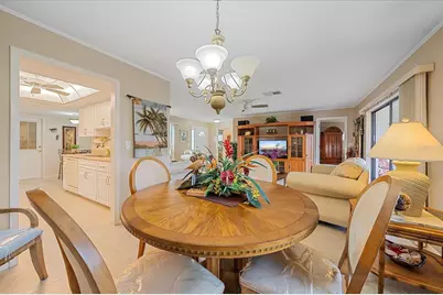 3135 Glen Elyn Boulevard #13, Sarasota, FL 34237 - Photo 13