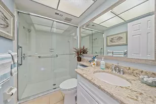 3135 Glen Elyn Blvd, Sarasota, FL 34237 - Photo 29