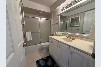 3330 Gulf Of Mexico Drive #202D, Longboat Key, FL 34228 - Photo 11