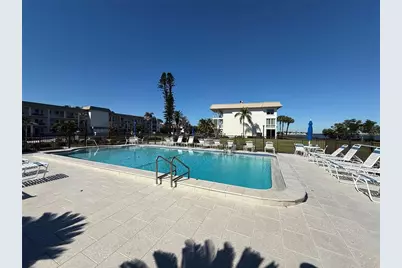 3330 Gulf Of Mexico Drive #202D, Longboat Key, FL 34228 - Photo 17