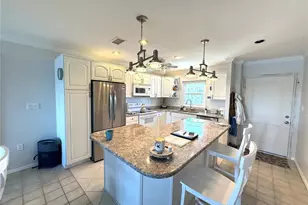 3330 Gulf of Mexico Dr, Longboat Key, FL 34228 - Photo 3