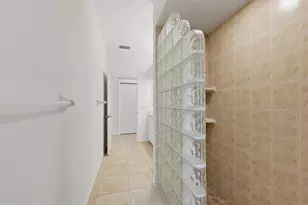 6228 Aventura Dr, Sarasota, FL 34241 - Photo 31