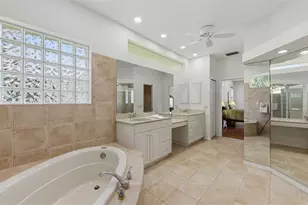 6228 Aventura Dr, Sarasota, FL 34241 - Photo 27