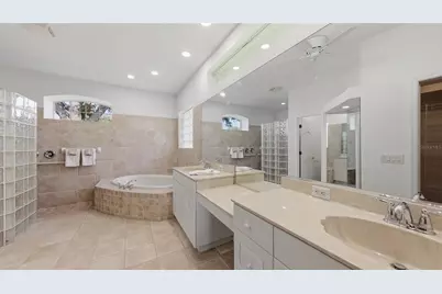 6228 Aventura Drive, Sarasota, FL 34241 - Photo 25