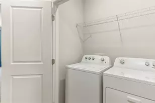 12723 Iris Blossom Rd, Sarasota, FL 34238 - Photo 17