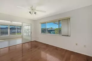 2603 Riverbluff Pkwy, Sarasota, FL 34231 - Photo 11