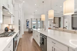 7865 Mainsail Ln, Sarasota, FL 34240 - Photo 11