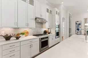 7865 Mainsail Ln, Sarasota, FL 34240 - Photo 9