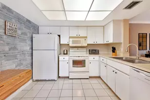 6304 Pointe West Blvd, Bradenton, FL 34209 - Photo 5