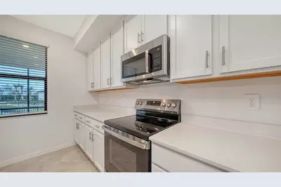 5624 Summit Pointe Circle #104, Bradenton, FL 34210 - Photo 13