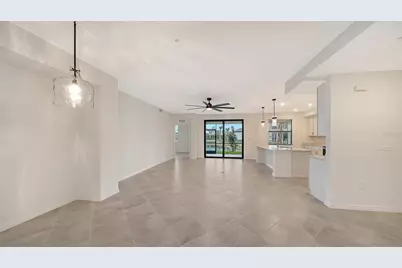 5624 Summit Pointe Circle #104, Bradenton, FL 34210 - Photo 5