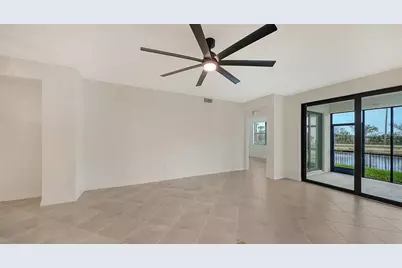 5624 Summit Pointe Circle #104, Bradenton, FL 34210 - Photo 9