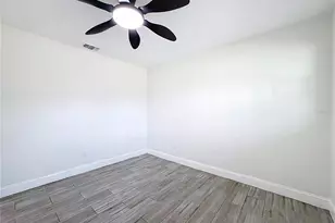 1130 Dennis Ave, Orlando, FL 32807 - Photo 11