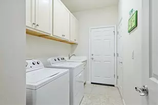 17024 Kenton Ter, Bradenton, FL 34202 - Photo 37