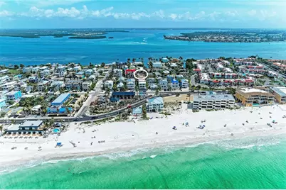 2111 Avenue B, Bradenton Beach, FL 34217 - Photo 39