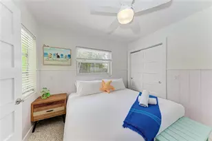 2111 Avenue B, Bradenton Beach, FL 34217 - Photo 15