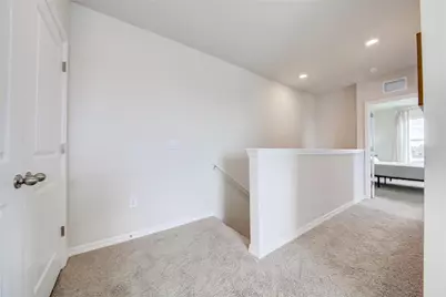 12715 Iris Blossom Road, Sarasota, FL 34238 - Photo 11