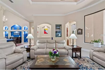 6808 Belmont Court, Lakewood Ranch, FL 34202 - Photo 5