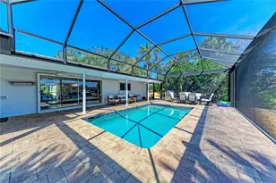 5507 Contento Dr, Sarasota, FL 34242 - Photo 37