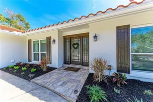5507 Contento Dr, Sarasota, FL 34242 - Photo 9