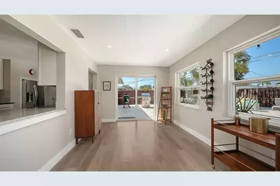 6802 Roxbury Drive, Sarasota, FL 34231 - Photo 17