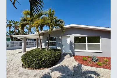 200 140th Avenue E #W, Madeira Beach, FL 33708 - Photo 5