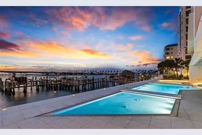 280 Golden Gate Point #200, Sarasota, FL 34236 - Photo 9