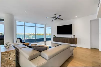 280 Golden Gate Point #200, Sarasota, FL 34236 - Photo 39