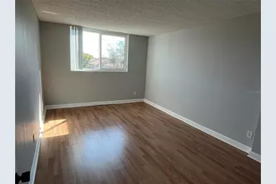 2760 Coconut Bay Lane #235 (3E), Sarasota, FL 34237 - Photo 5