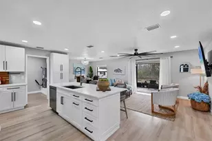 9221 29th St E, Parrish, FL 34219 - Photo 13