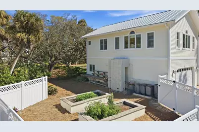 4839 Givens Court, Sarasota, FL 34242 - Photo 5