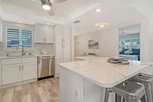 5469 Riverbluff Cir, Sarasota, FL 34231 - Photo 13