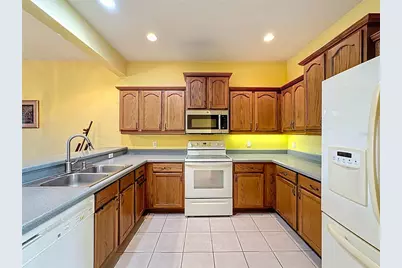 5609 Spanish Point Court, Palmetto, FL 34221 - Photo 5
