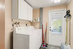 3468 Roslyn Rd, Venice, FL 34293 - Photo 19