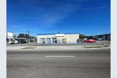 2615 14th Street W, Bradenton, FL 34205 - Photo 1
